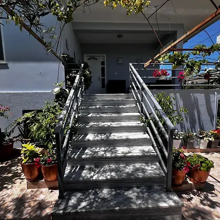 Sadik Apartment *